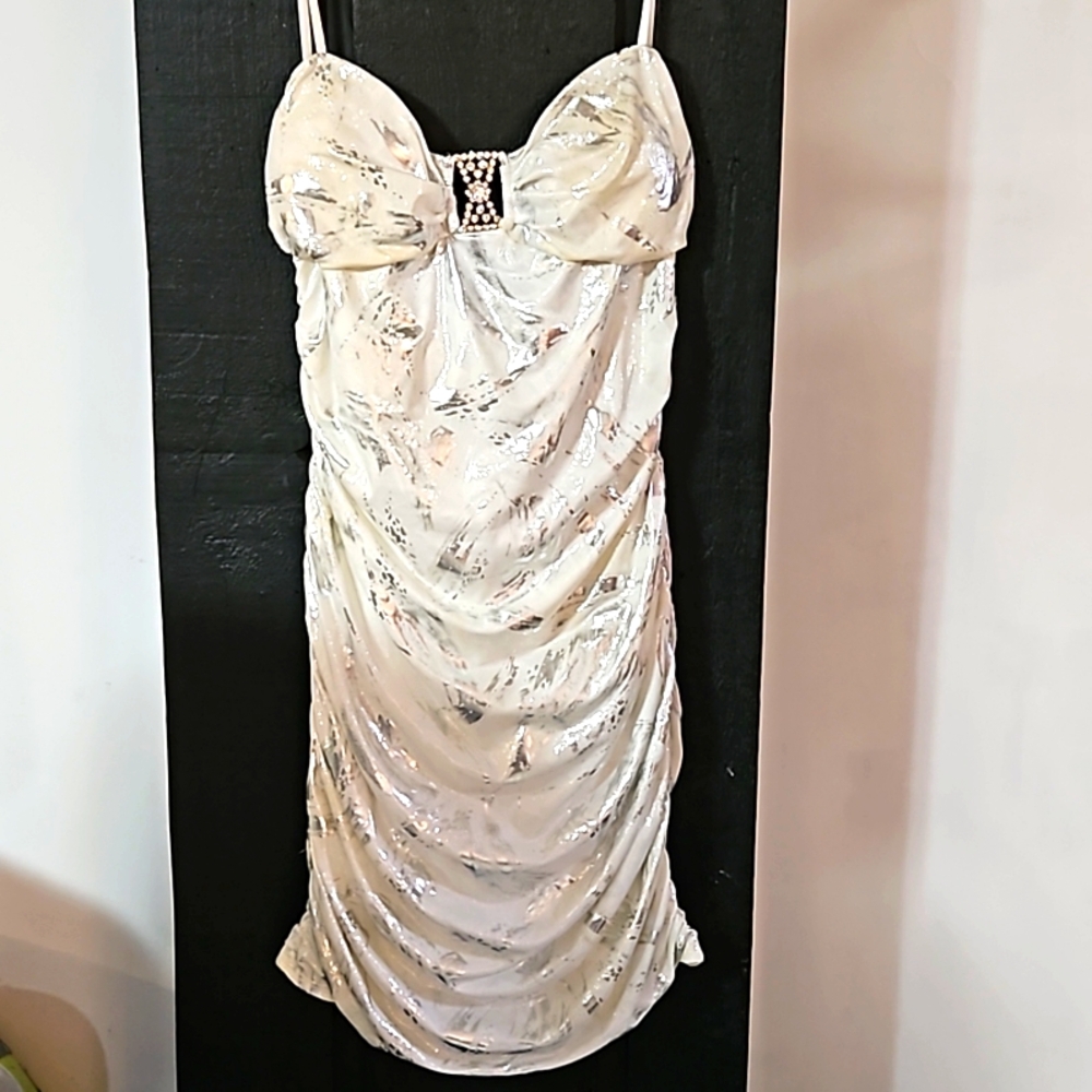 Strapless dress